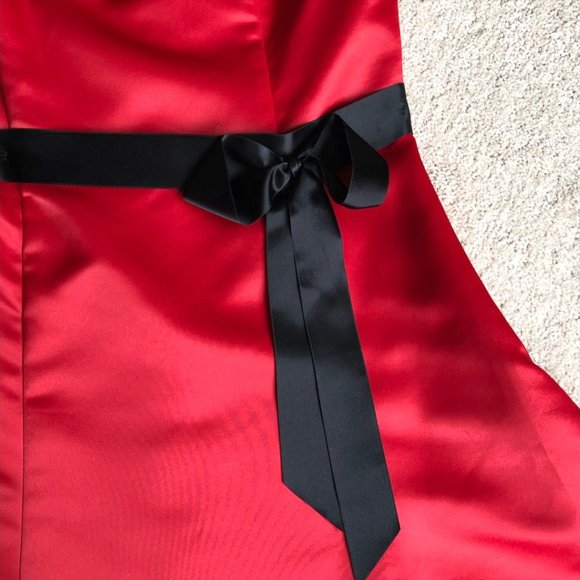 Jessica McClintock/Gunne Sax Red Strapless Dress - Picture 3 of 9